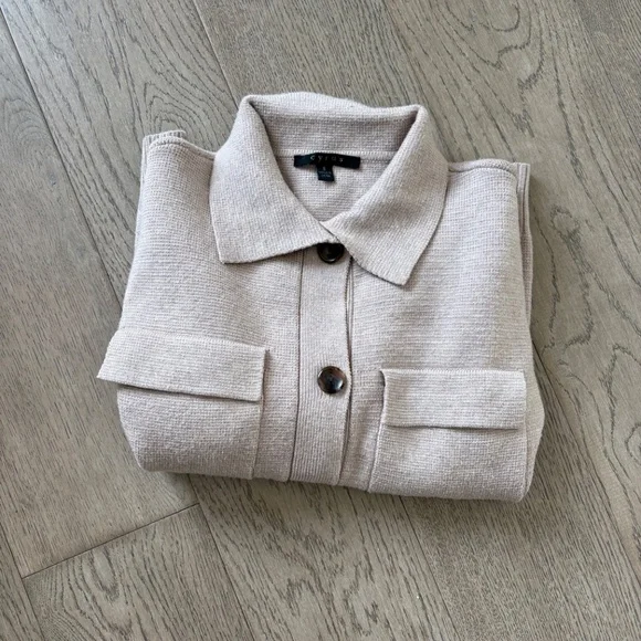 Cyrus Women’s Sweater - Picture 3 of 9